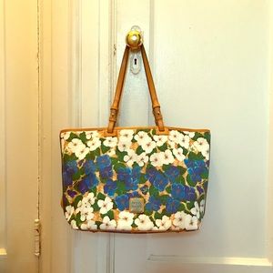 Dooney & Bourke Floral Leisure Shopper